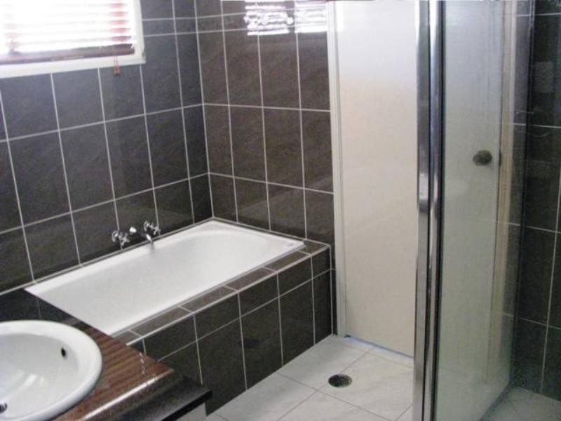 220 Wildey Street, Flinders View QLD 4305