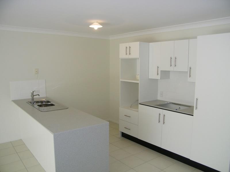 5 Figtree Court, Yamanto QLD 4305