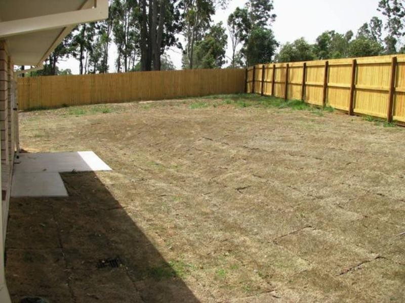 15 Figtree Court, Yamanto QLD 4305