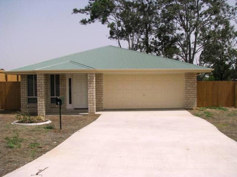 8 Figtree Court, Yamanto QLD 4305