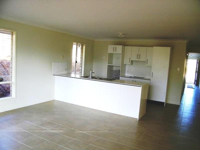 20 Figtree Court, Yamanto QLD 4305