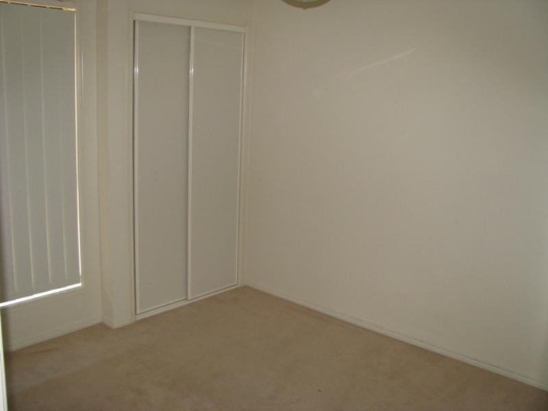 122 Anna Drive, Raceview QLD 4305