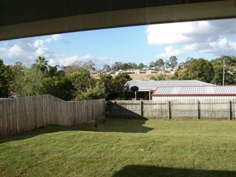 5 Bosswood Court, Yamanto QLD 4305