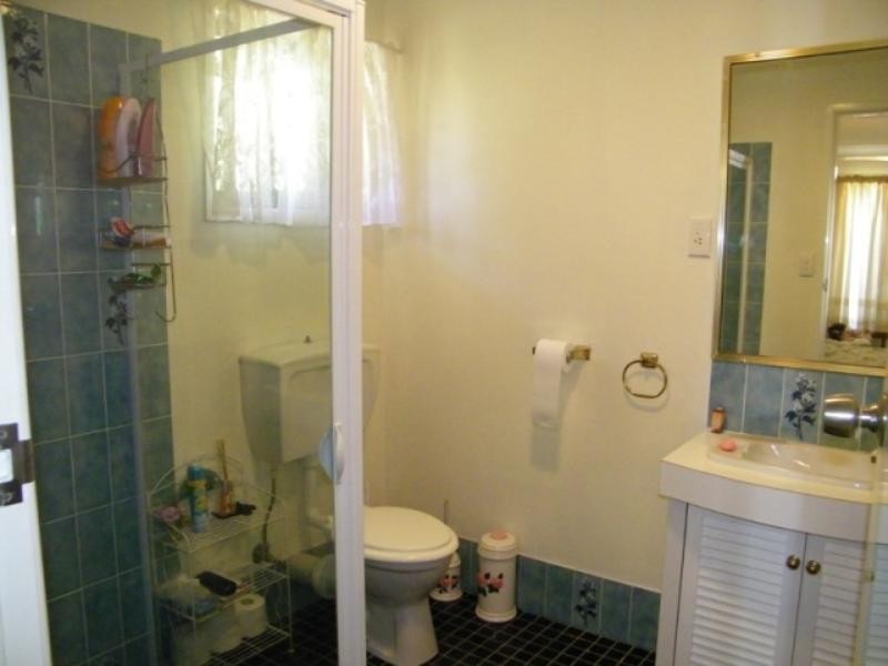 24 Glode Avenue, Churchill QLD 4305