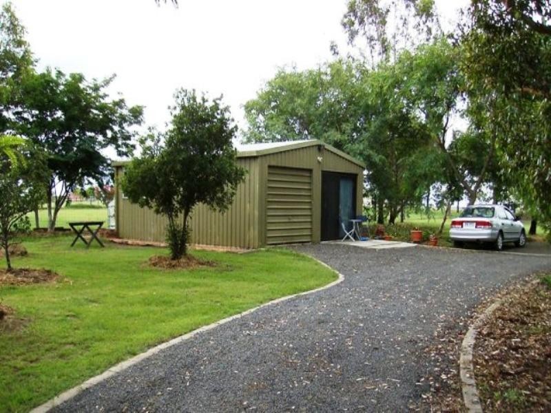 33 Roland Court, Peak Crossing QLD 4306