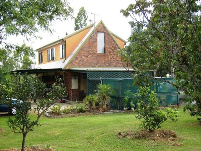 33 Roland Court, Peak Crossing QLD 4306