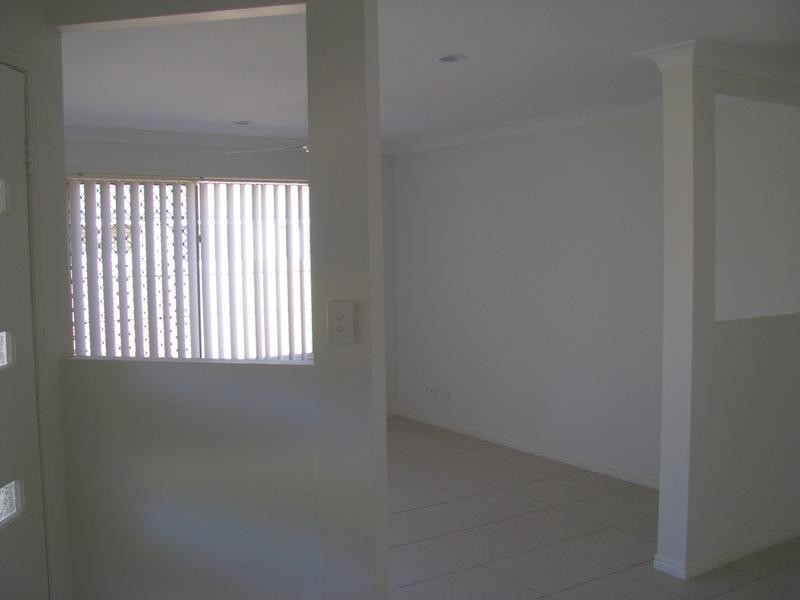 20 Benjamin Court, Yamanto QLD 4305