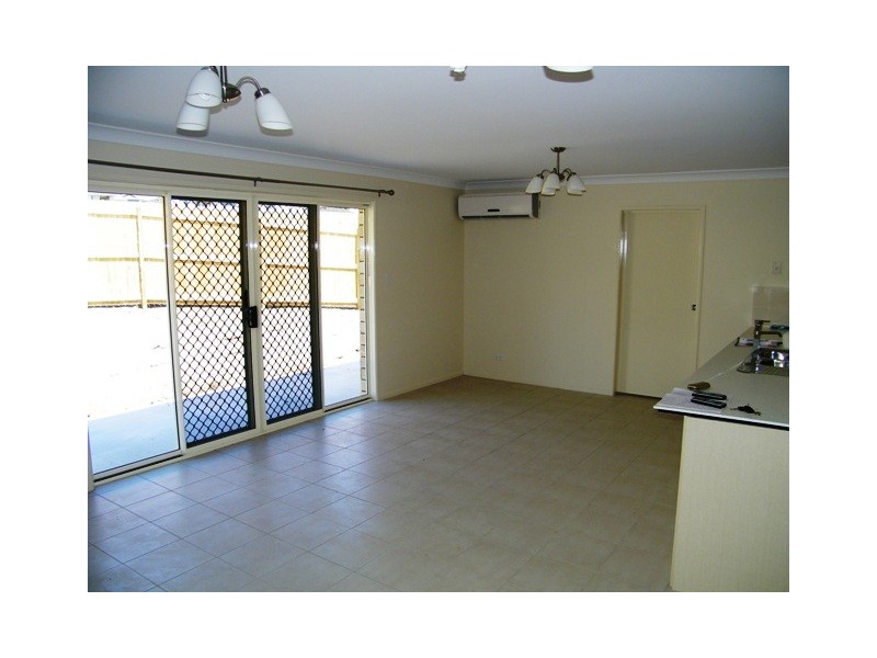 15 Figtree Court, Yamanto QLD 4305