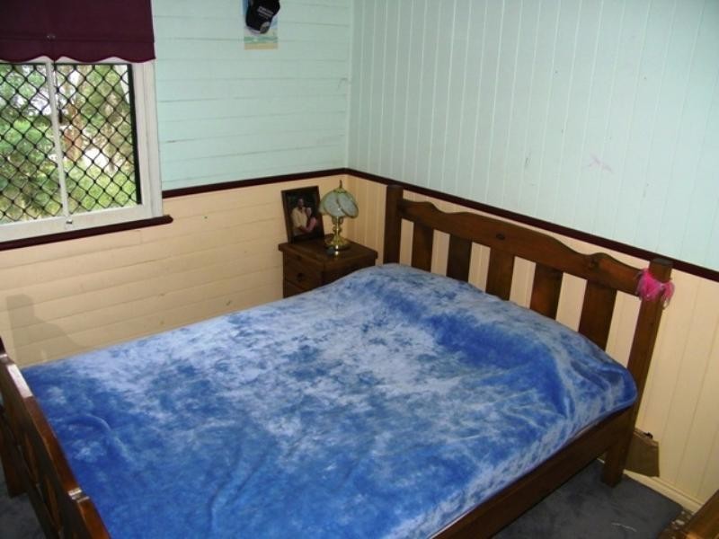 10 Chubb Street, One Mile QLD 4305