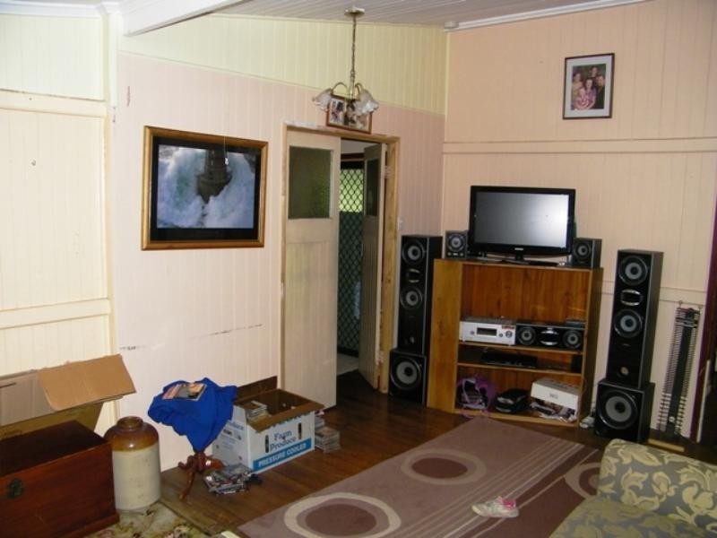 10 Chubb Street, One Mile QLD 4305