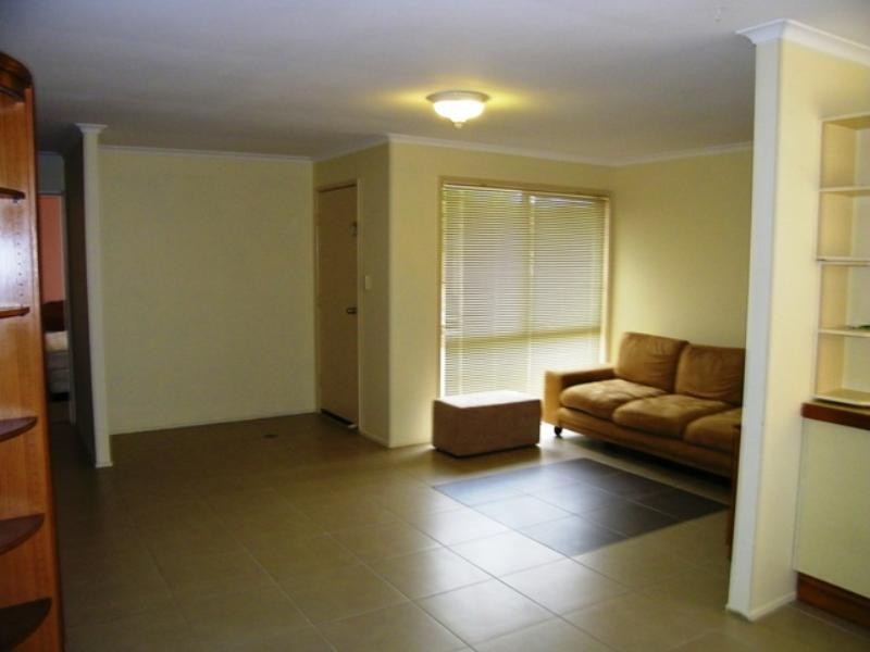 6/8 McGreavy Street, One Mile QLD 4305