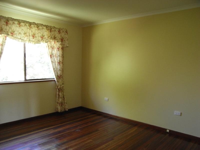 10 Charles Street, Kalbar QLD 4309