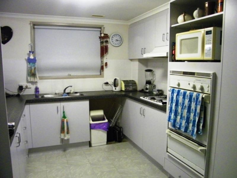 11 Jonquil Circuit, Flinders View QLD 4305