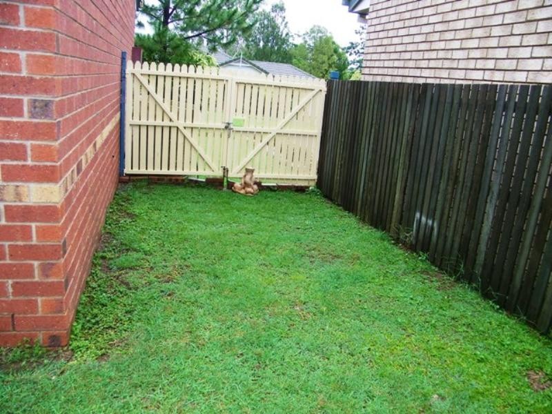 11 Jonquil Circuit, Flinders View QLD 4305