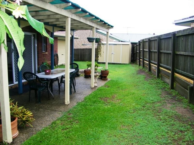 11 Jonquil Circuit, Flinders View QLD 4305