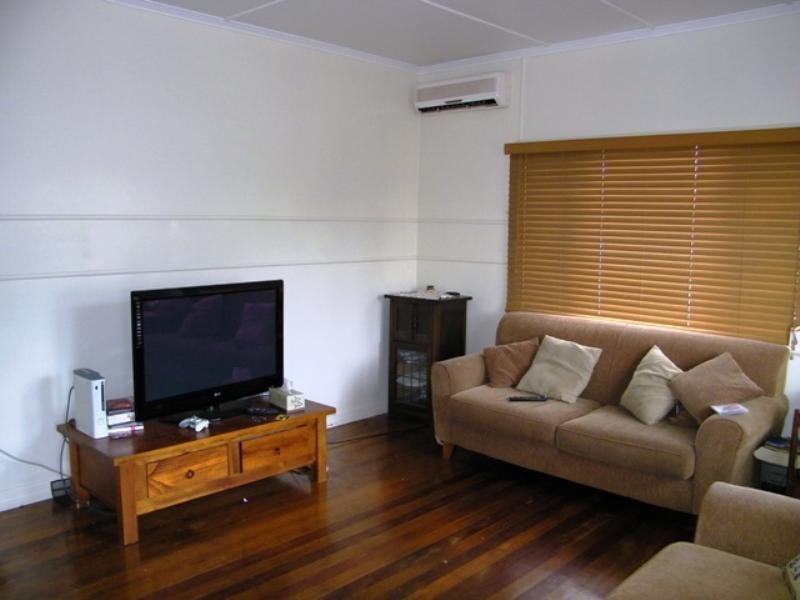 79 Woodford Street, One Mile QLD 4305