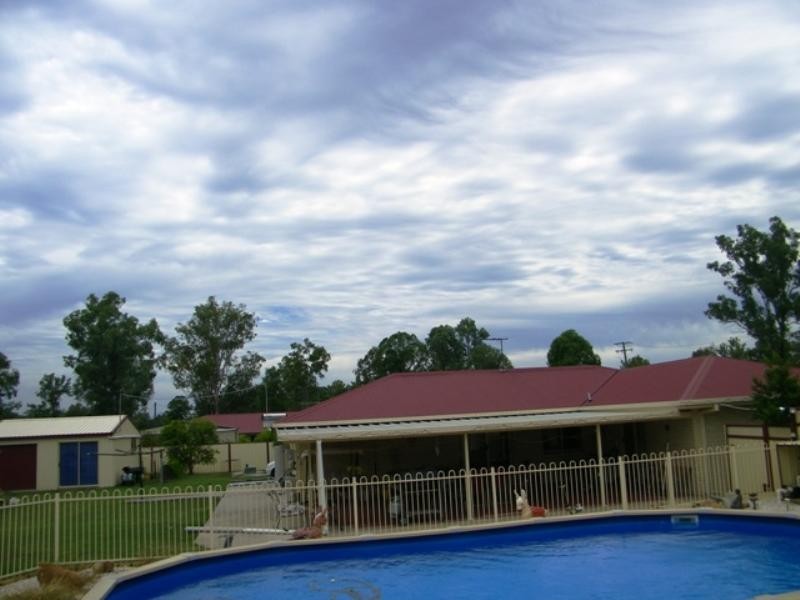 2 Clarefield Court, Thagoona QLD 4306