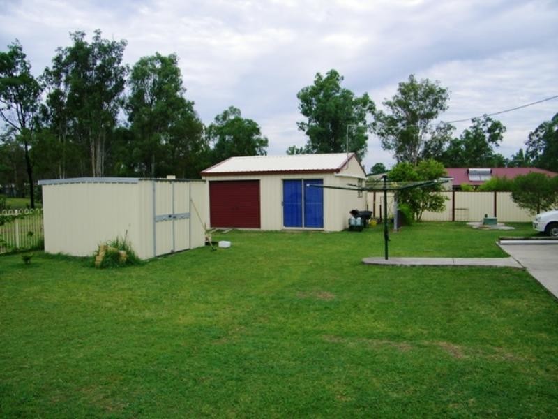 2 Clarefield Court, Thagoona QLD 4306