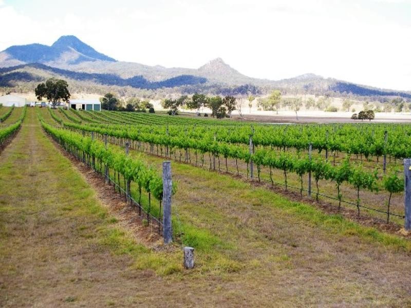 Peak Crossing QLD 4306