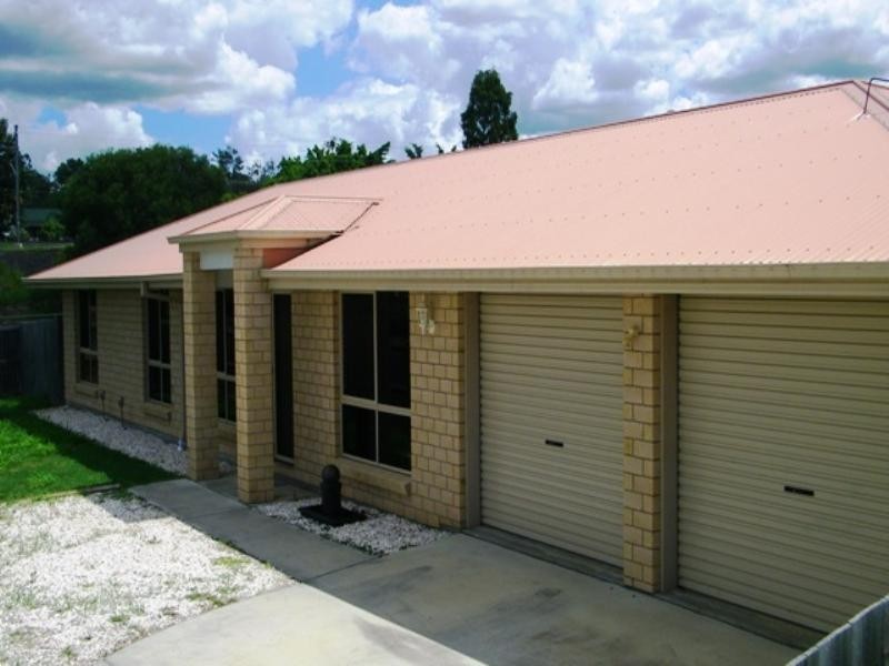 17 Des Arts Place, Wulkuraka QLD 4305