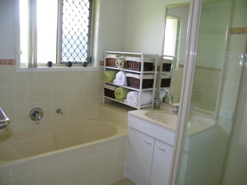 17 Des Arts Place, Wulkuraka QLD 4305