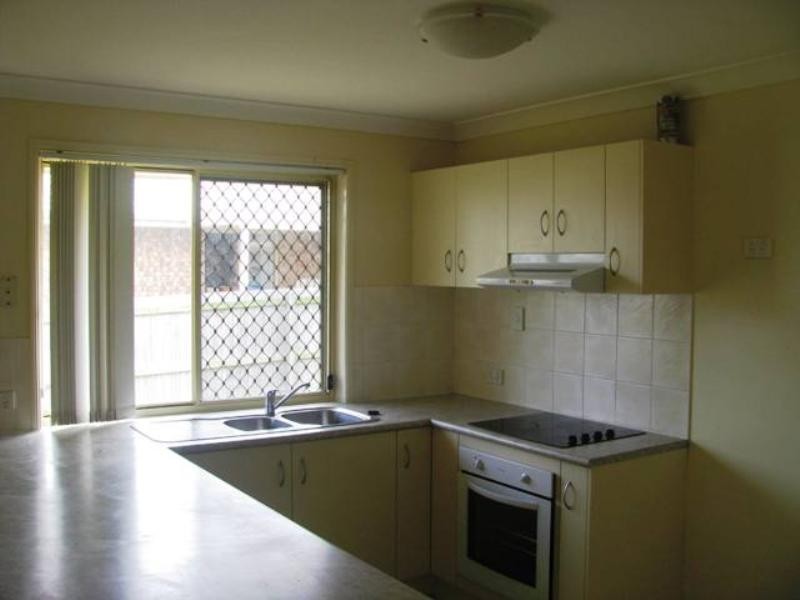 25 Kathleen Place, Yamanto QLD 4305
