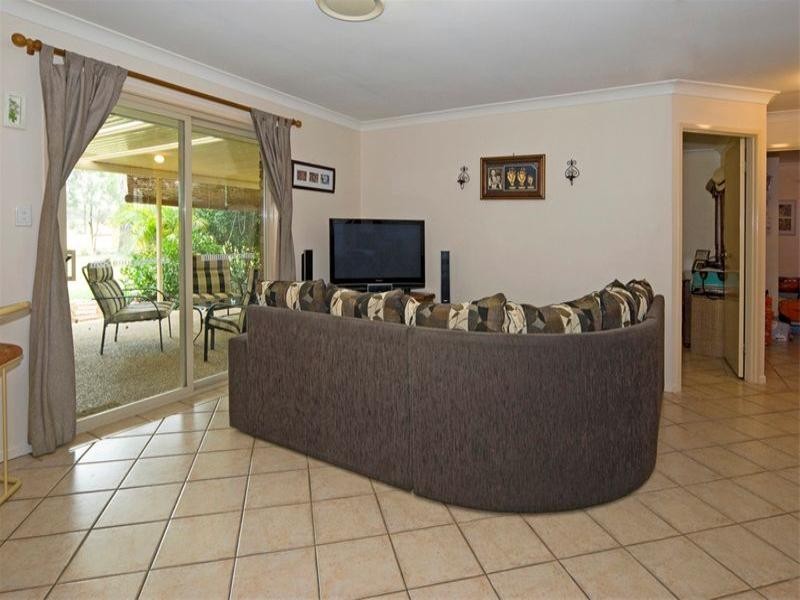 135 Coopers Road, Willowbank QLD 4306