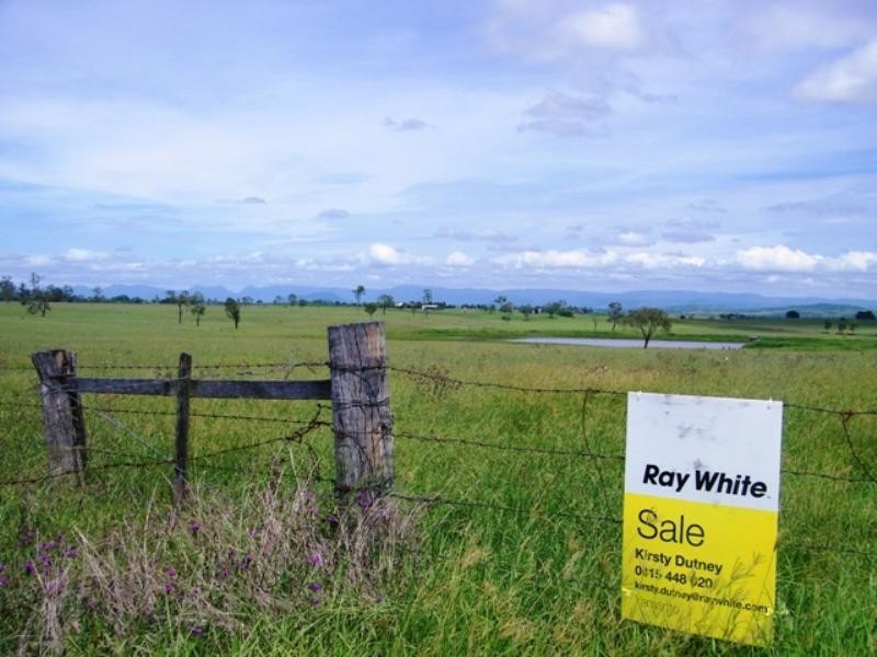 1507 Middle Road, Peak Crossing QLD 4306