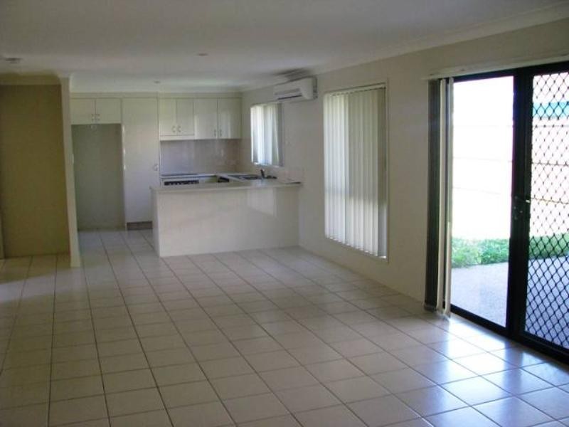 11 Bosswood Court, Yamanto QLD 4305