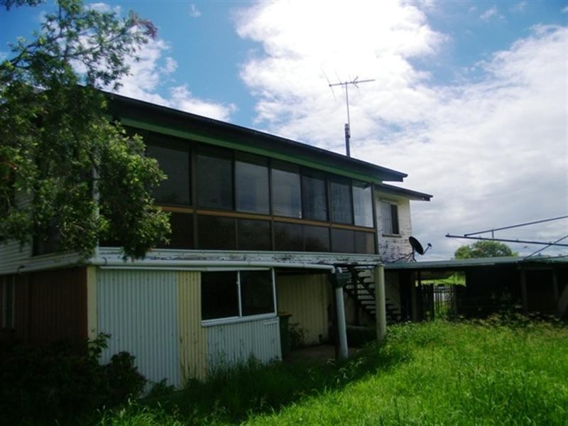 24 Fassifern Street, Peak Crossing QLD 4306