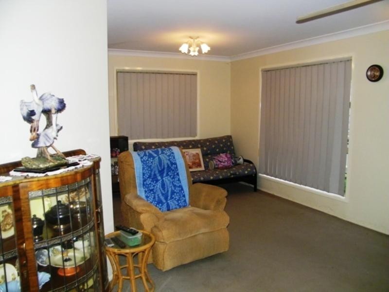 76 Jacaranda Drive, Yamanto QLD 4305