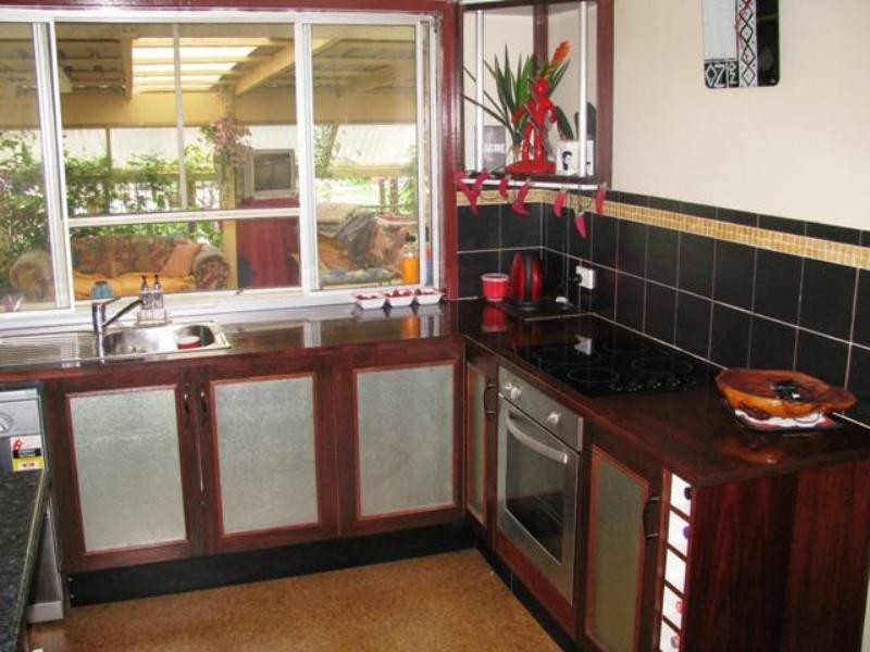 9 Midland Street, Yamanto QLD 4305