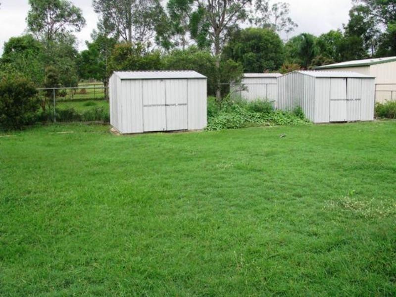 9 Midland Street, Yamanto QLD 4305