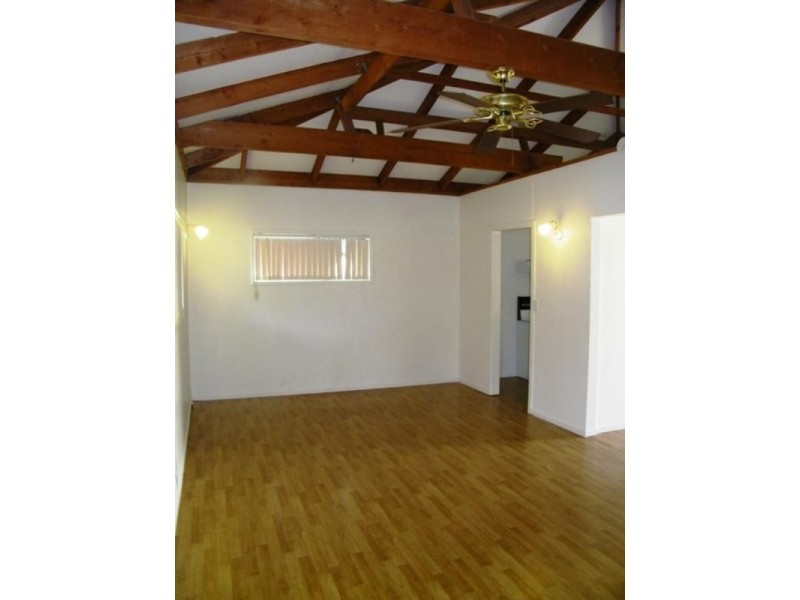 2 Hanworth Court, Yamanto QLD 4305
