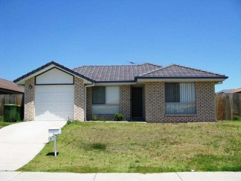 9 Kristy Court, Yamanto QLD 4305