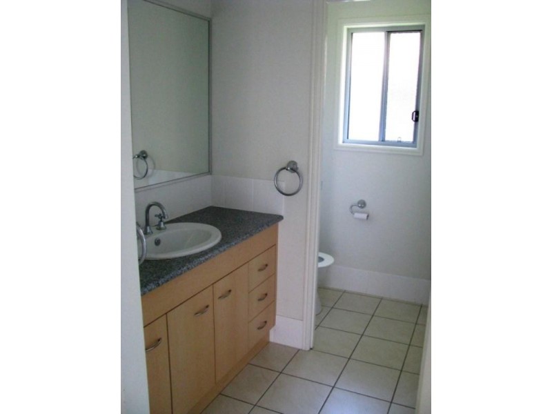 9 Kristy Court, Yamanto QLD 4305