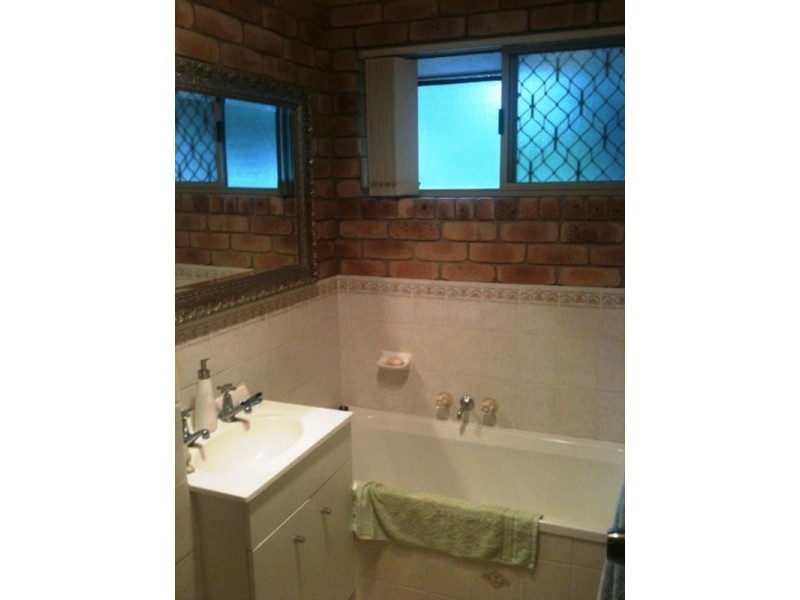 31 Greenway Street, Churchill QLD 4305