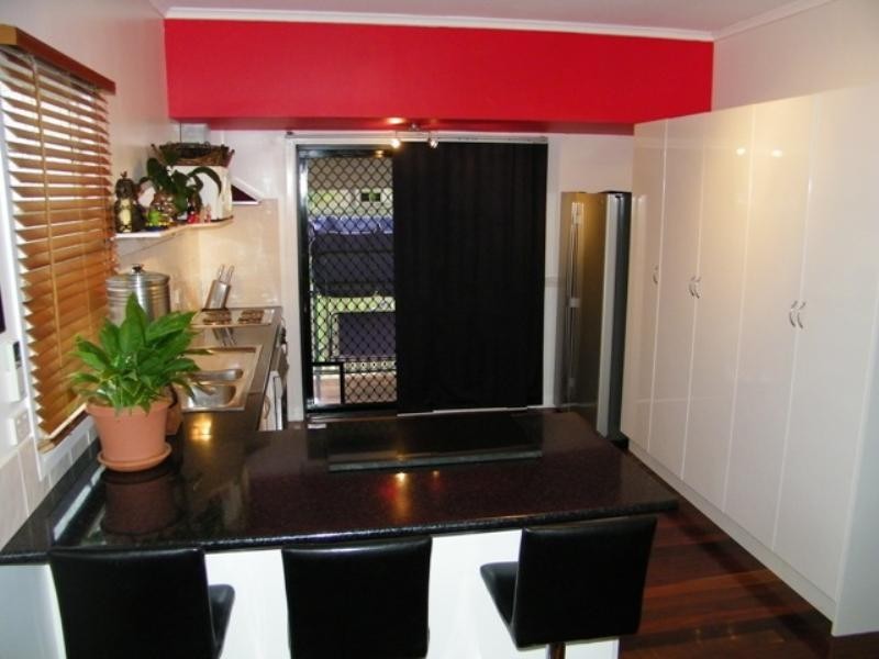 27 Galah Street, Churchill QLD 4305