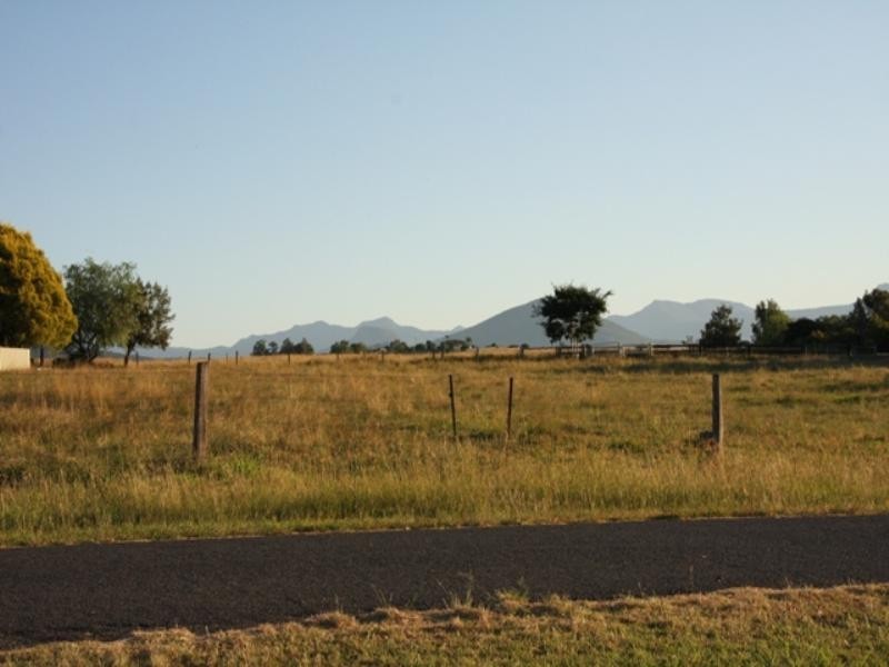 14 Charles Street, Kalbar QLD 4309