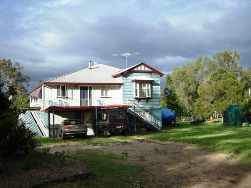 31 Brisbane Valley Highway, Blacksoil QLD 4306