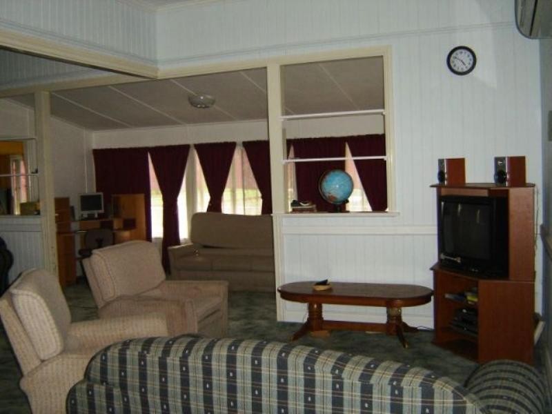 31 Brisbane Valley Highway, Blacksoil QLD 4306