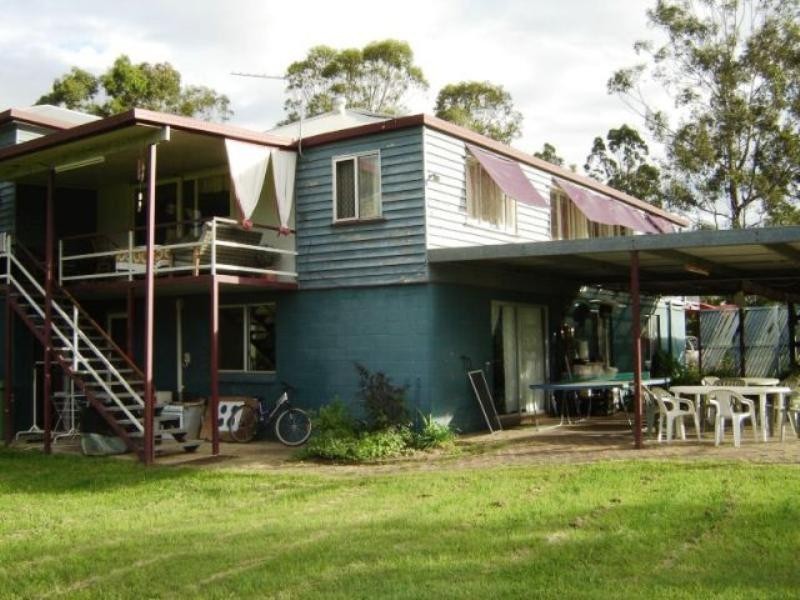 31 Brisbane Valley Highway, Blacksoil QLD 4306