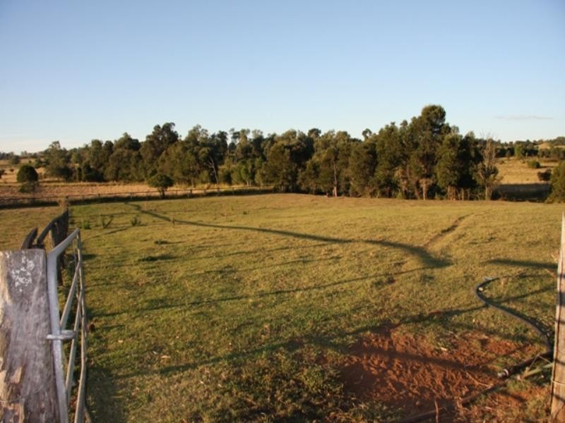 14 Charles Street, Kalbar QLD 4309