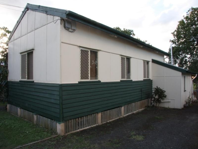 142 Cascade Street, Raceview QLD 4305