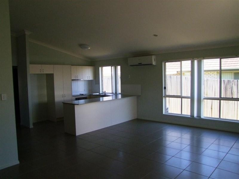 73 Dornoch Crescent, Raceview QLD 4305