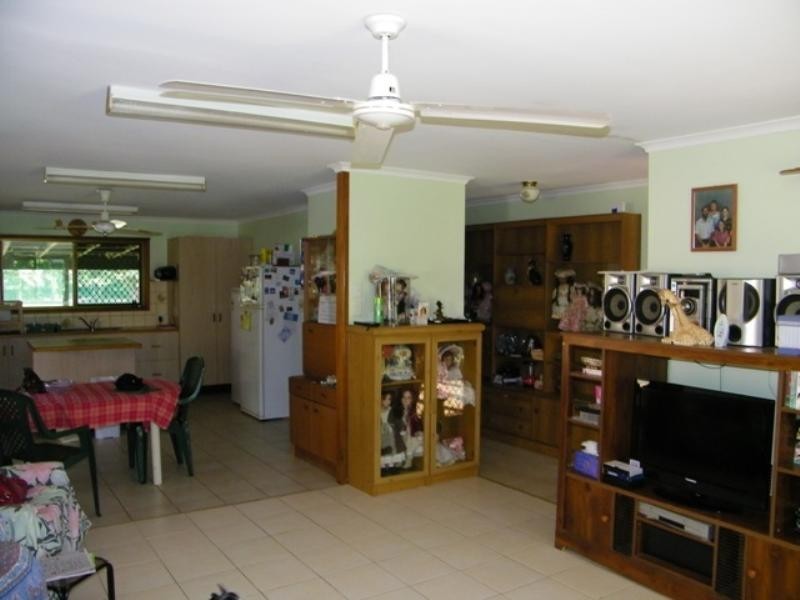 43 Fassifern Street,, Peak Crossing QLD 4306