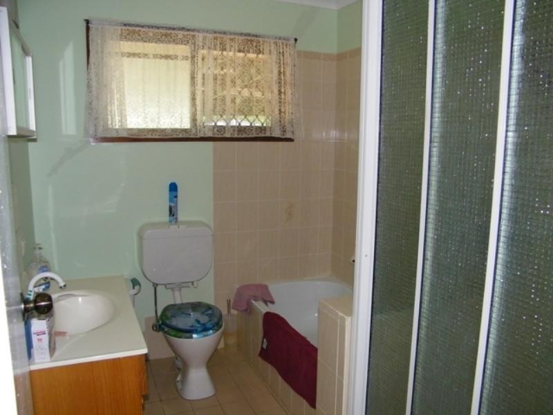 43 Fassifern Street,, Peak Crossing QLD 4306