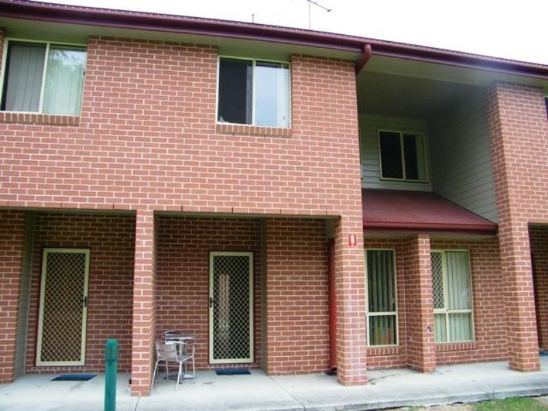 3/187 Warwick Road, Churchill QLD 4305