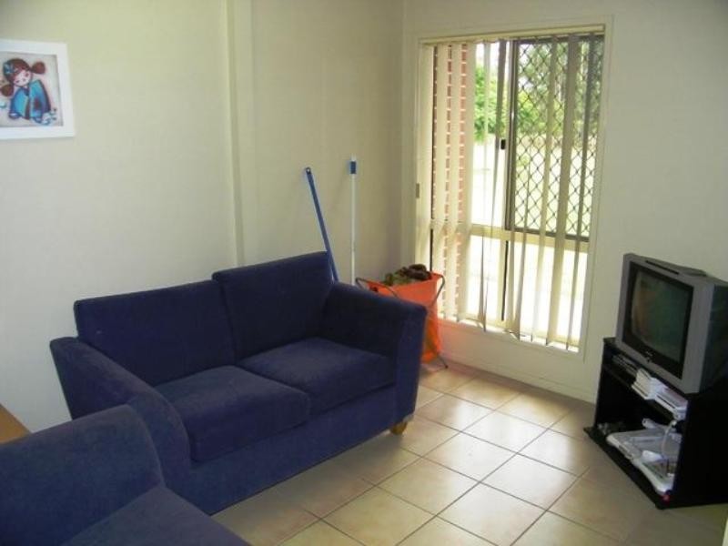 3/187 Warwick Road, Churchill QLD 4305