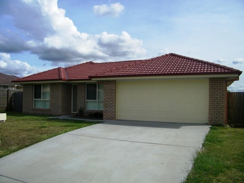 117 Anna Drive, Raceview QLD 4305